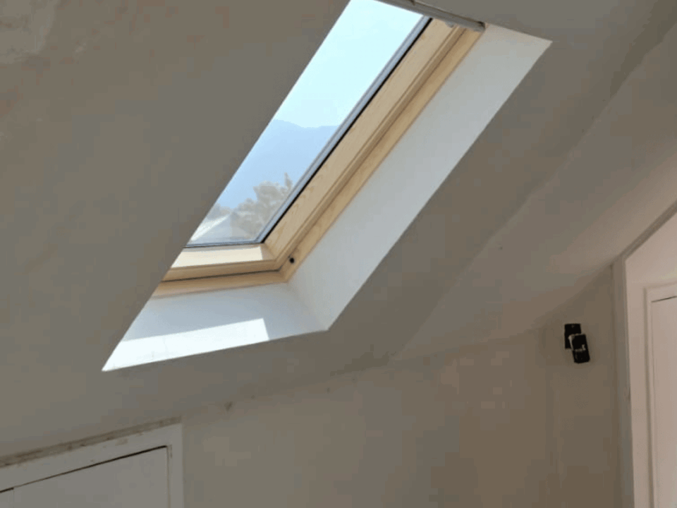 instalación de ventanas Velux en Chile
